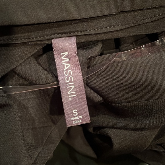 NWT Black Sleeveless Tunic - Picture 7 of 8